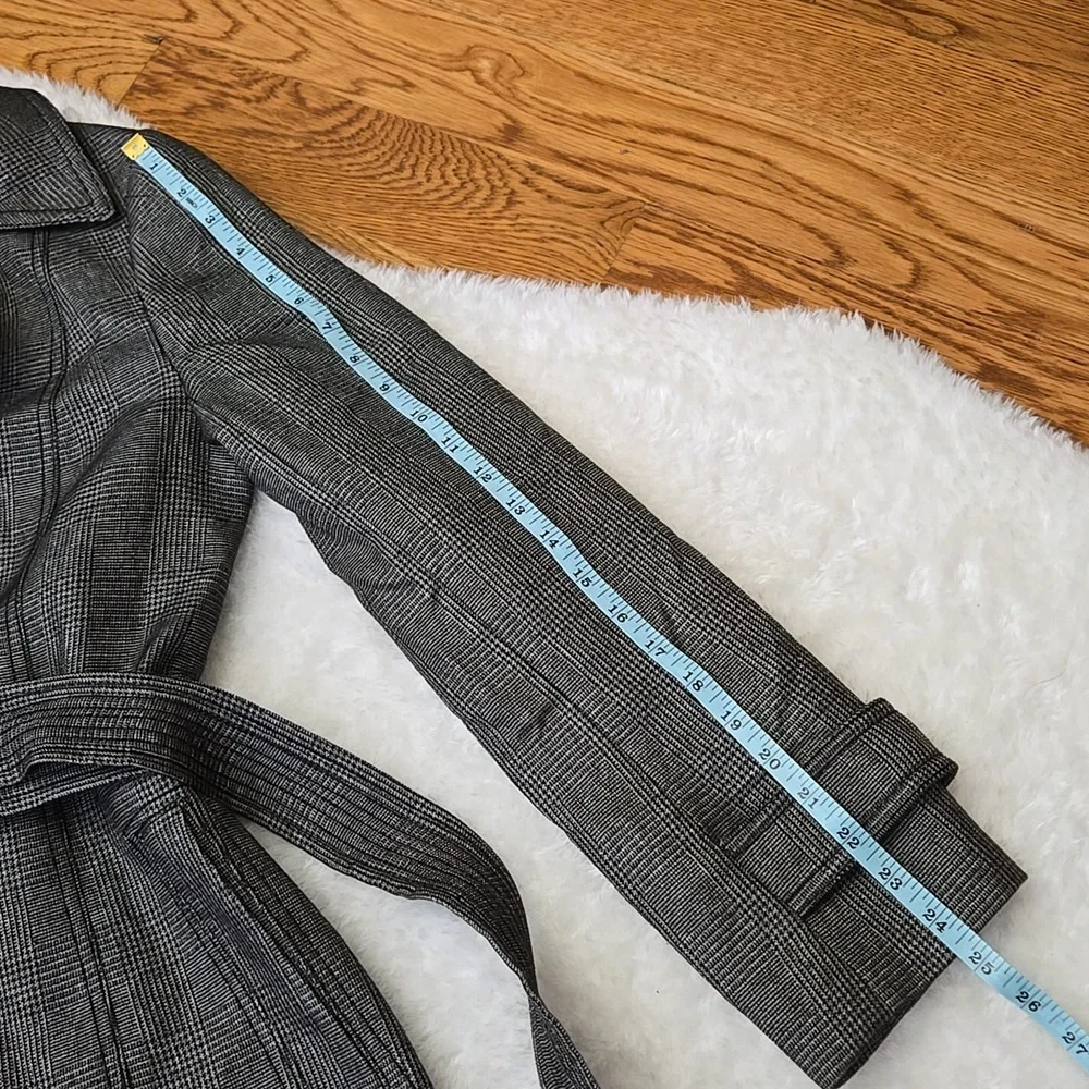 Banana Replubic Plaid Coat, Womens Size 8 - Picture 8 of 14